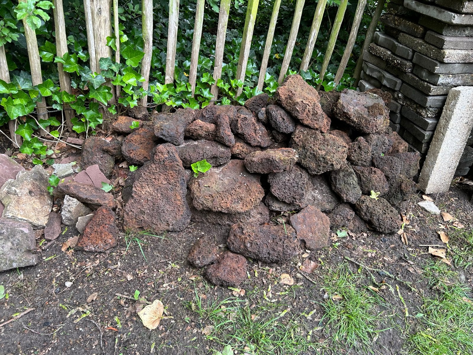 Lavastenen voor tuin of decoratie, Ophalen, Gebruikt