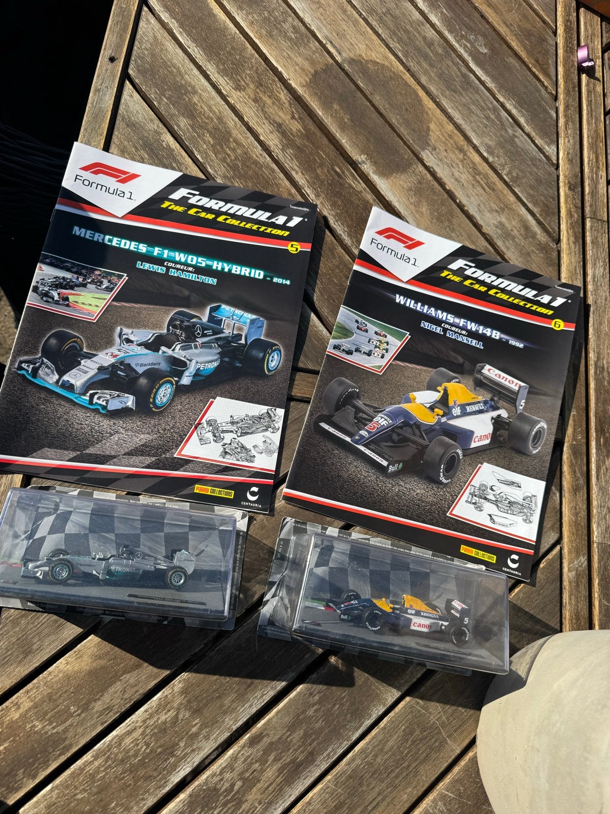 Formule 1 Modelauto's met Boekjes - Mercedes & Williams, Overige merken, 1:50 of kleiner, Auto, Ophalen of Verzenden