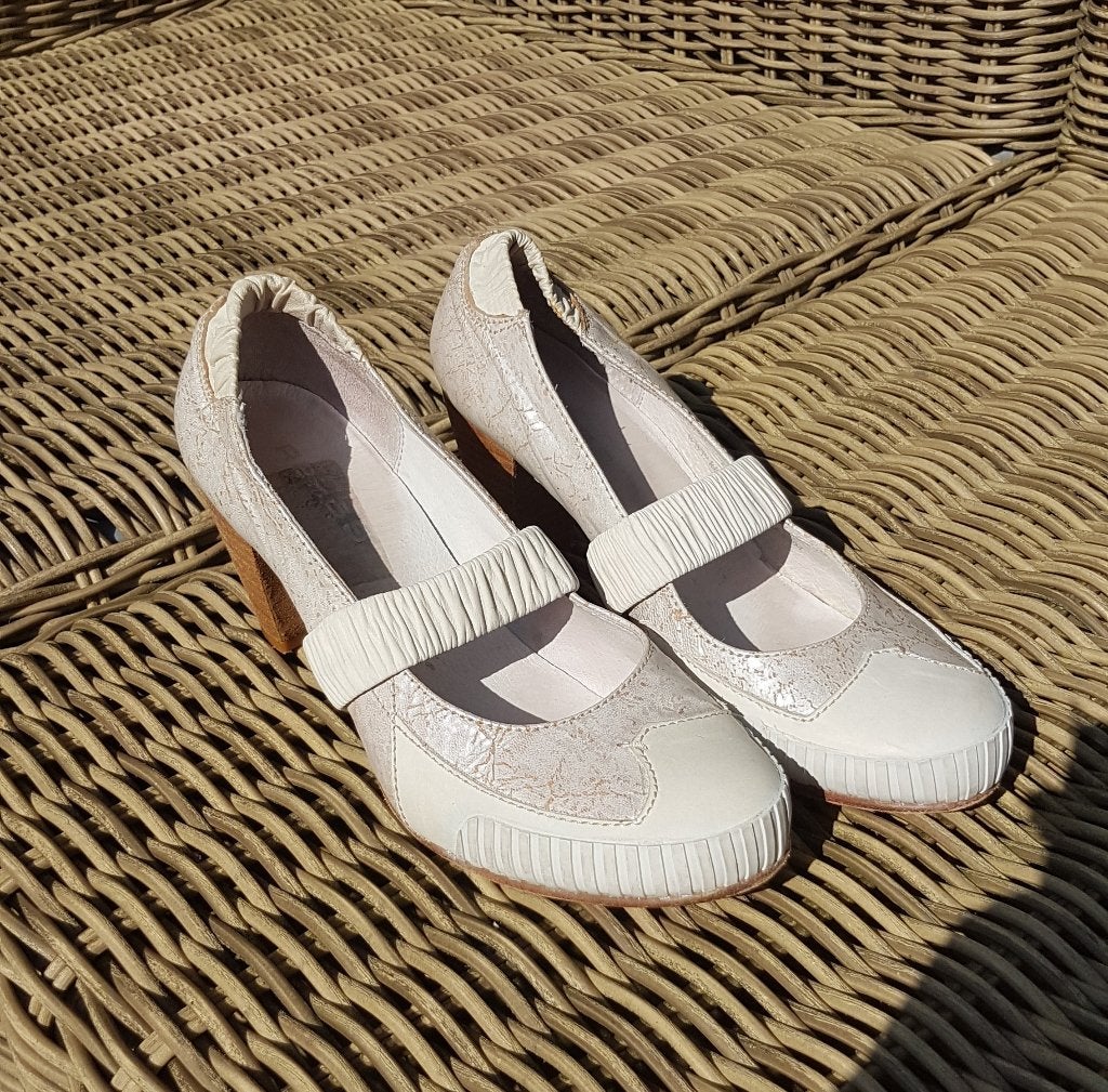 PUMPS witte sport pump REHAB maat 39., Pumps, Wit, Ophalen of Verzenden, Zo goed als nieuw