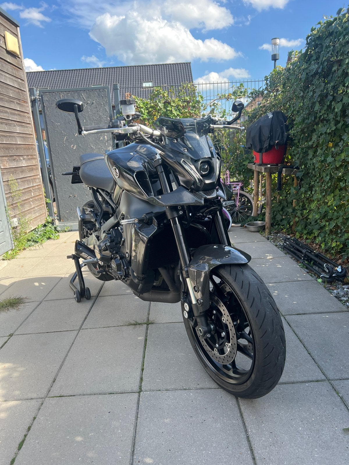 Yamaha MT-09 Full Black Carbon - LAGE KM – uniek uitgevoerd, Motorrijbewijs A, Gebruikt, 3 cilinders, Particulier