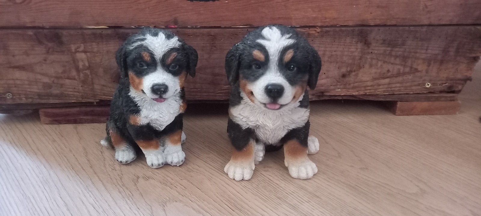 Set van 2 Berner Sennenhond puppy beeldjes, Ophalen, Gebruikt, Meerkleurig, Kunststof