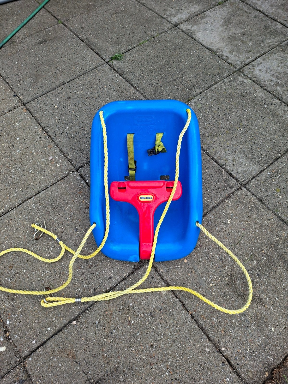 Little Tikes babyschommel blauw/rood, Ophalen, Gebruikt, Schommel