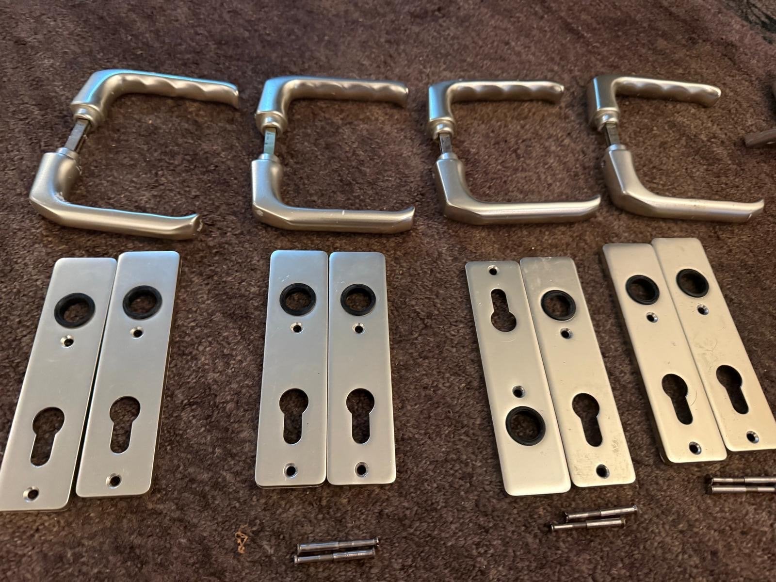 Set van 5 RVS deurklinken met schild, Ophalen of Verzenden, Gebruikt, Rvs, Klink of Kruk