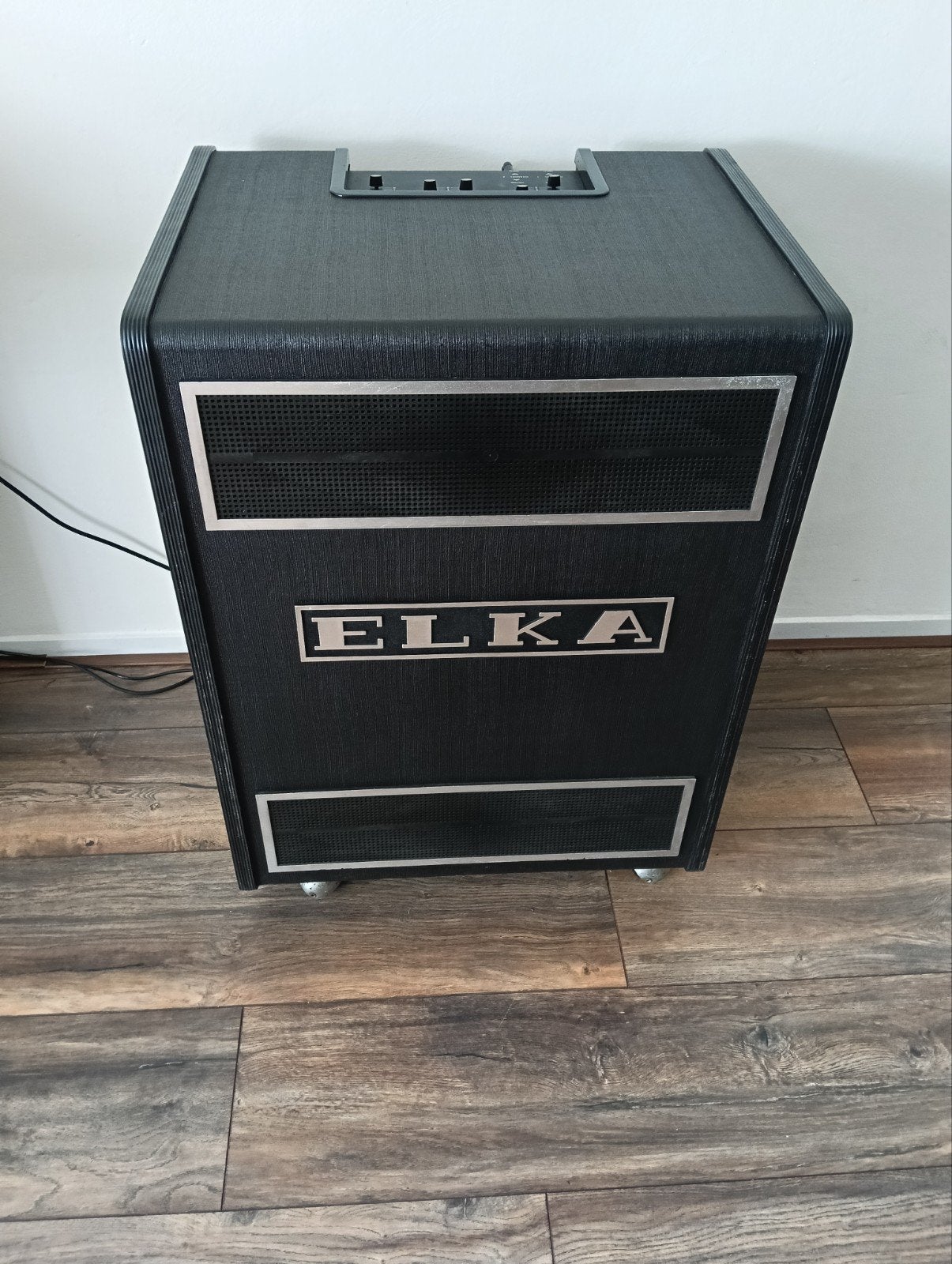 Lesliebox, Ophalen, Drums of Percussie