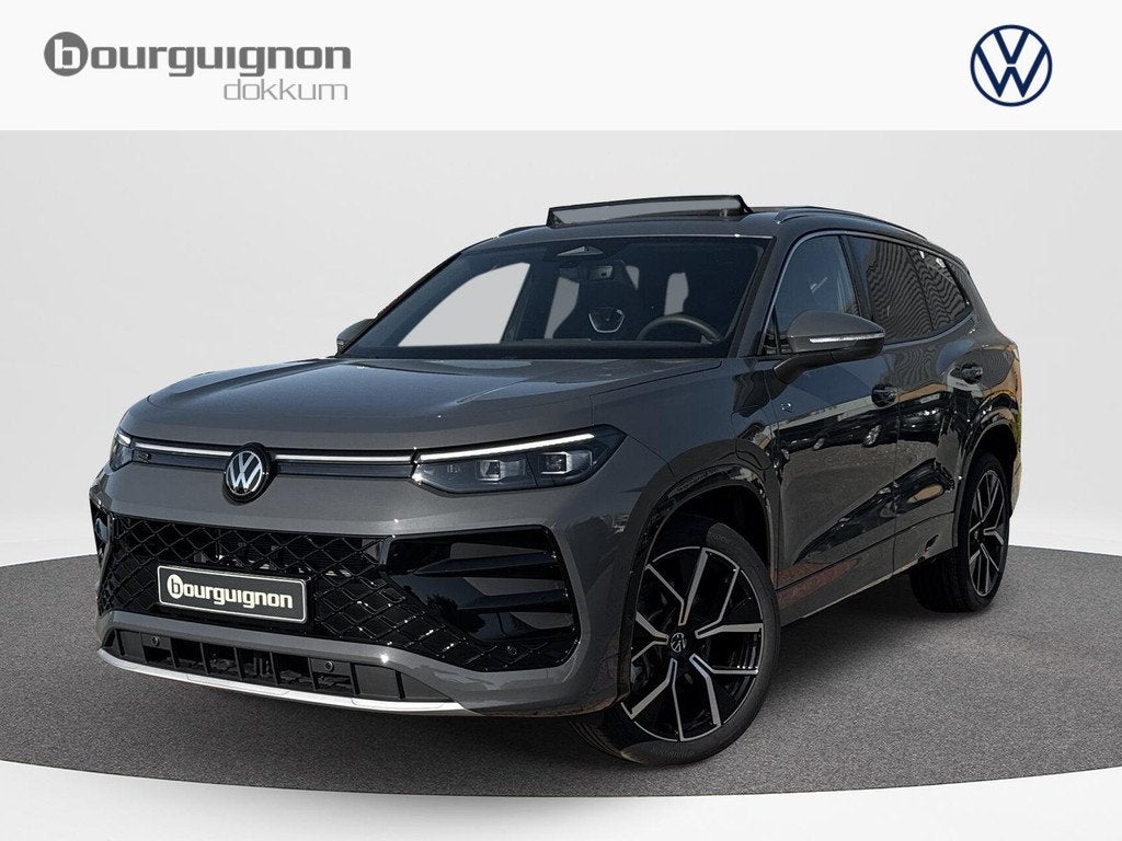 Volkswagen Tayron 1.5 eHybrid R-Line | Panorama dak | Trekha, Auto's, Volkswagen, Bedrijf, Te koop, Tayron, 360° camera, ABS, Achteruitrijcamera