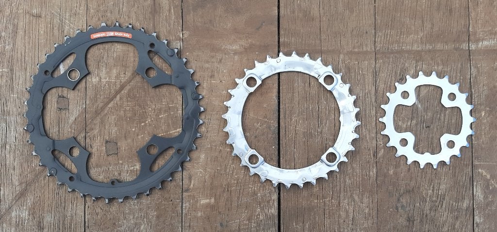 Gebruikte 3 Kettingbladen Shimano IG Chain Only 42-32-22 T, Gebruikt, Gebruikte 3 Kettingbladen Shimano IG Chain Only 42 - 32 - 22 T.