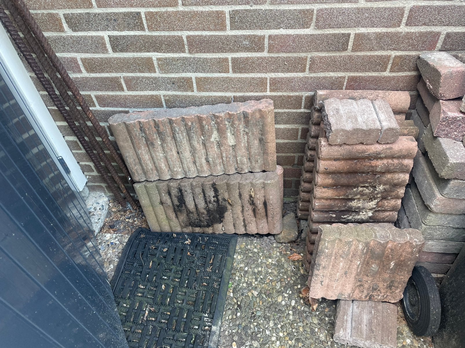 Palissade rondoband, 6 hele en wat stukken, Tuin en Terras, Ophalen, Zo goed als nieuw, Minder dan 100 cm, 25 tot 50 cm