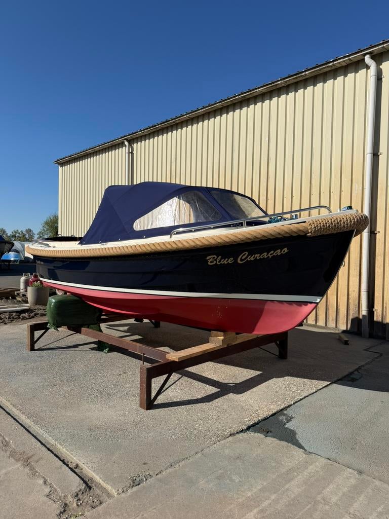 Zeer nette Maril 625 sloep, Watersport en Boten, Sloepen, Zo goed als nieuw, Diesel, Polyester, Binnenboordmotor, Ophalen