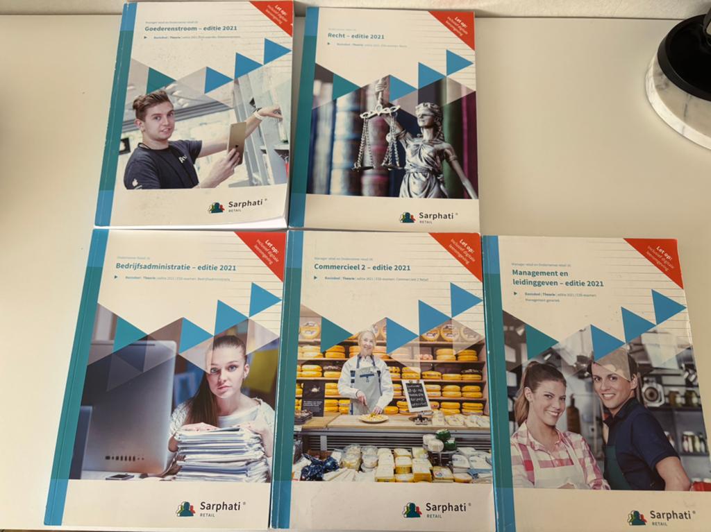 Retail manager mbo 4, Boeken, Schoolboeken, Ophalen of Verzenden, Zo goed als nieuw, Overige niveaus