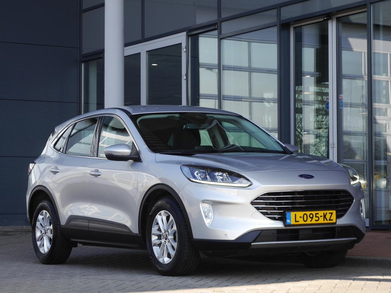 Ford Kuga 2.0 TDCi Titanium | Diesel | Trekhaak | 1900KG tre, Auto's, Gebruikt, 4 cilinders, 150 pk, Bedrijf