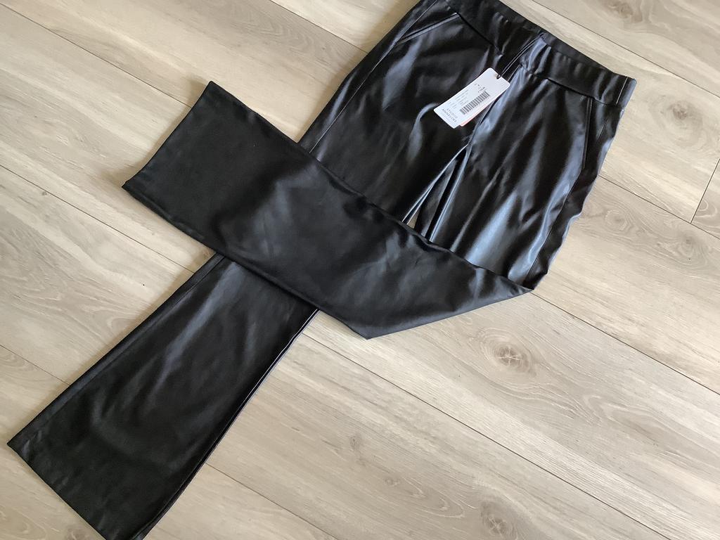 Nieuw Studio Anneloes fake leather flair broek s, Ophalen of Verzenden, Nieuw, Zwart, Lang