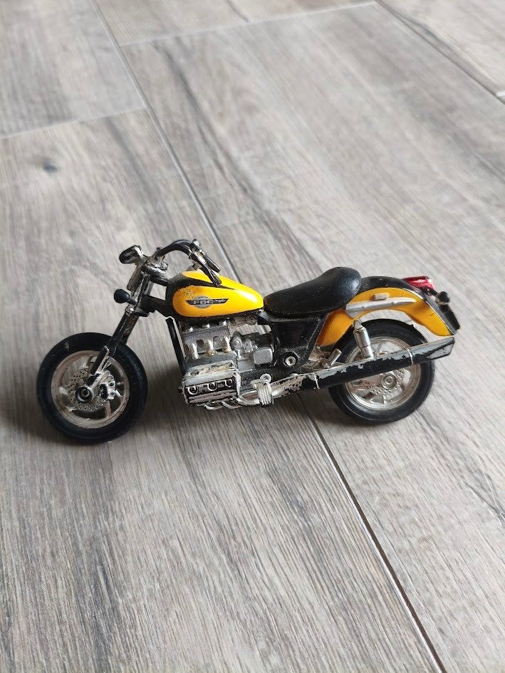 Maisto HondaValkyrie motor schaal 1:18, Ophalen of Verzenden, Gebruikt, Motor, Maisto
