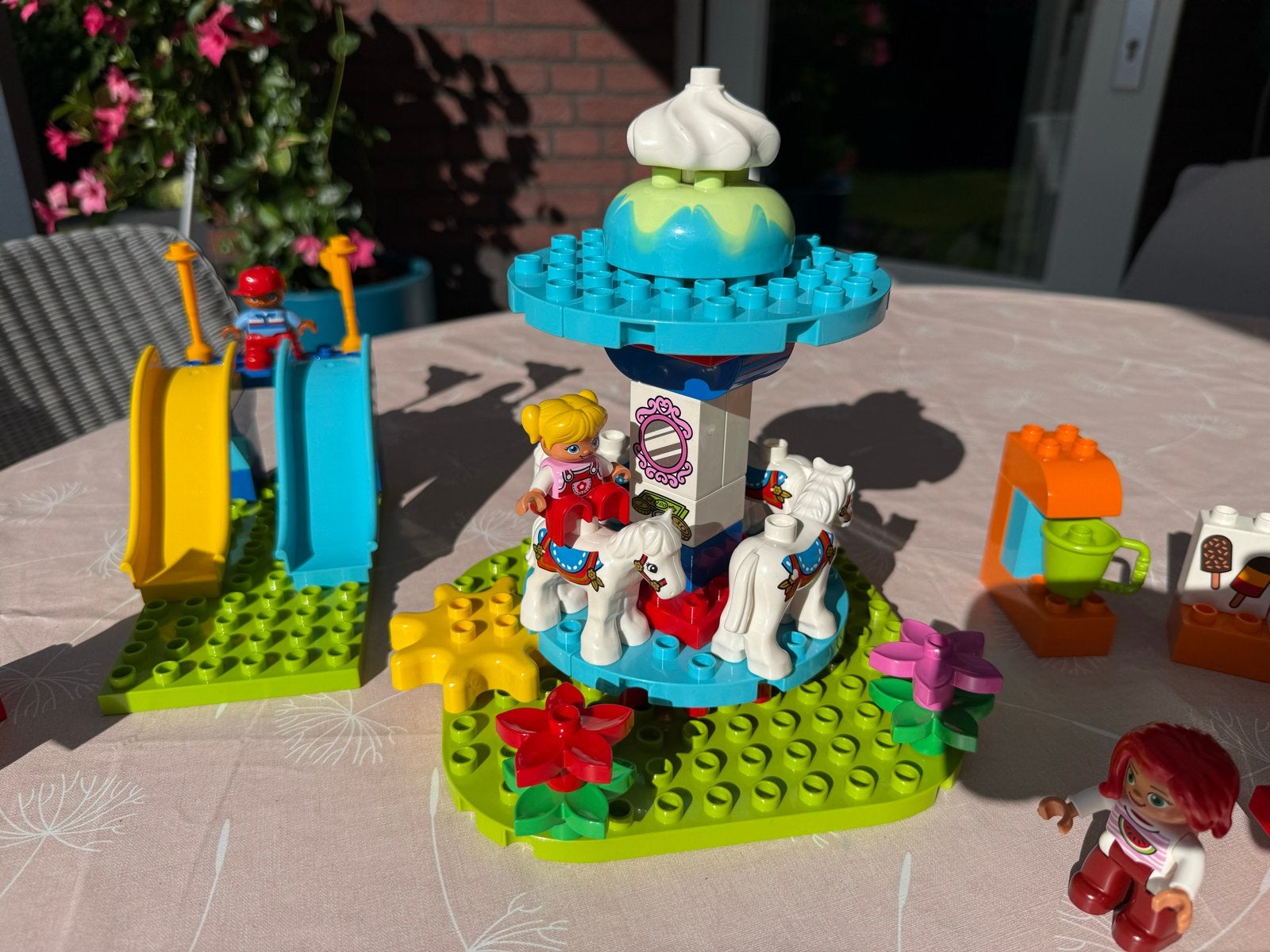 Duplo 10841 Familie Kermis compleet, Kinderen en Baby's, Speelgoed | Duplo en Lego, Gebruikt, Ophalen of Verzenden, Compleet, Duplo