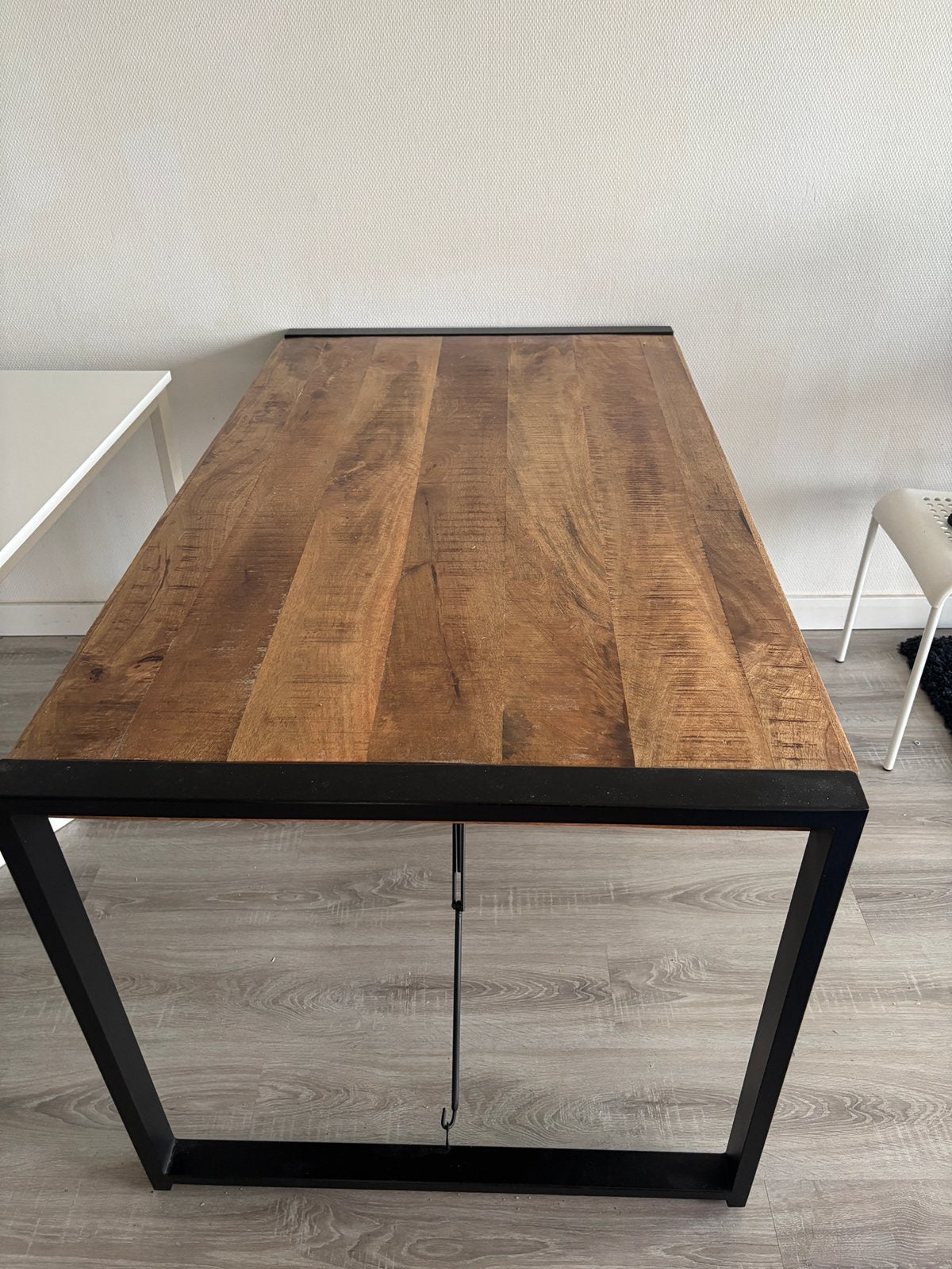 Wooden kitchen/dining table 4-6 people, Ophalen, Zo goed als nieuw, Rechthoekig, 50 tot 100 cm