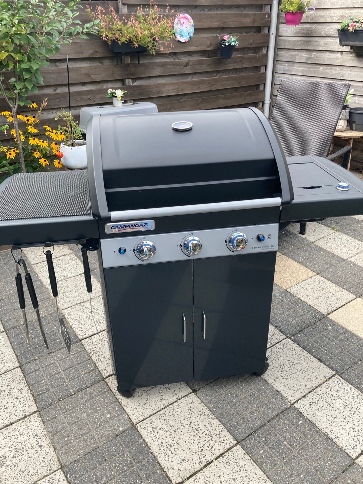 Te koop nette gas bbq, Ophalen, Zo goed als nieuw