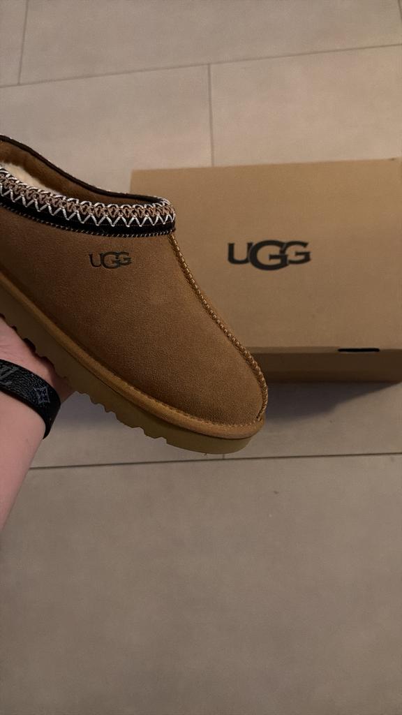 Uggs sloffen, Overige kleuren, Nieuw, Ophalen of Verzenden, Pantoffels of Sloffen
