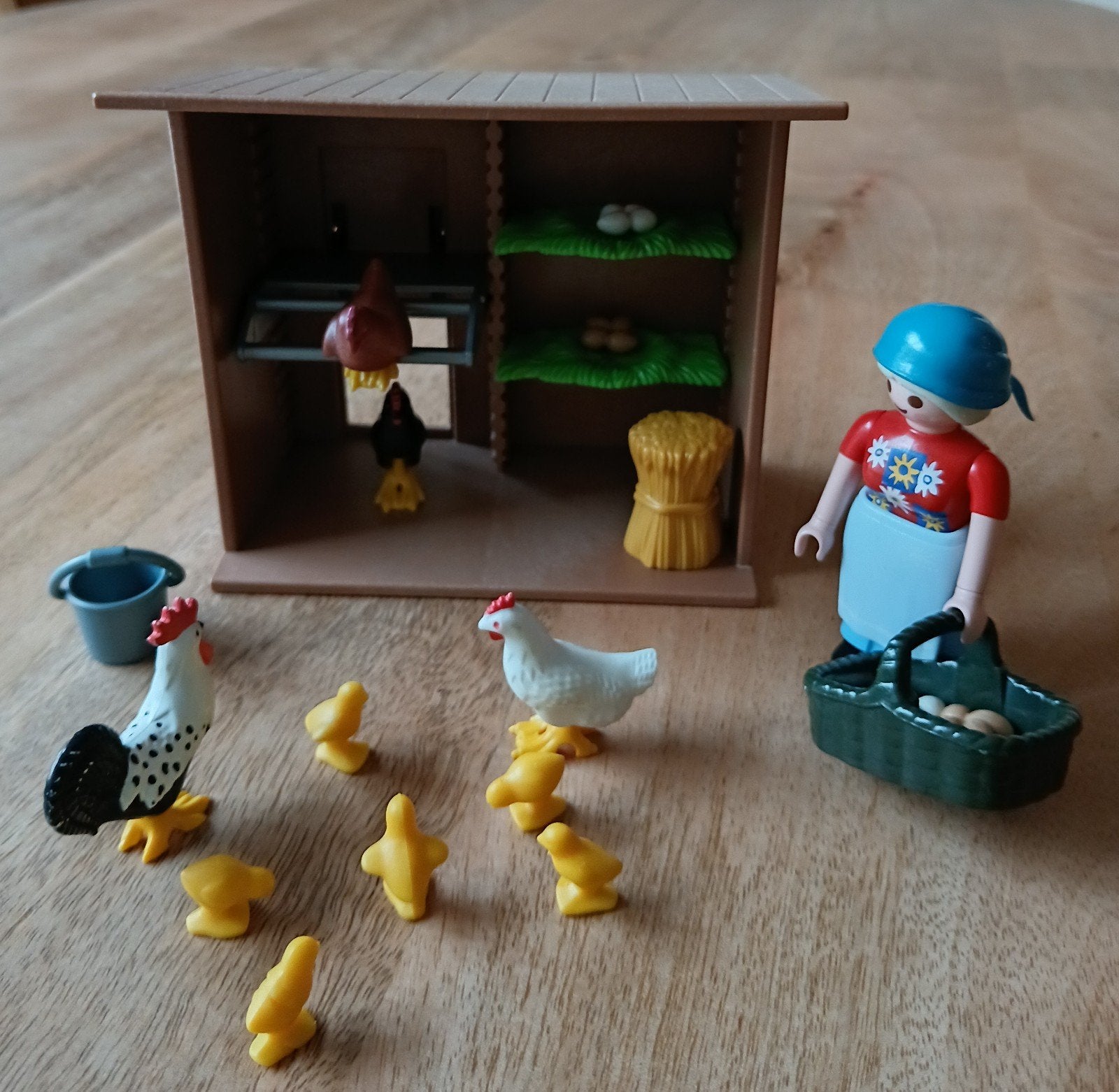 Playmobil 4492, Boerin met kippen en kuikens, Ophalen of Verzenden, Gebruikt