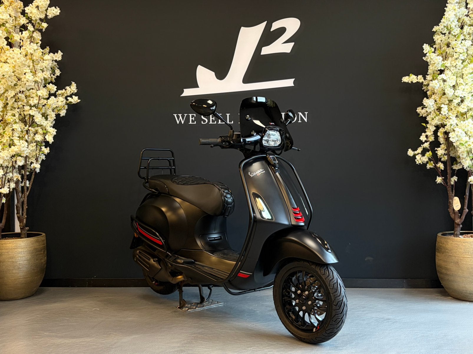 Vespa Sprint | Nero Convinto | Brom | 2021 | 3965 km, Fietsen en Brommers, Gebruikt, Overige modellen, ., Maximaal 45 km/u