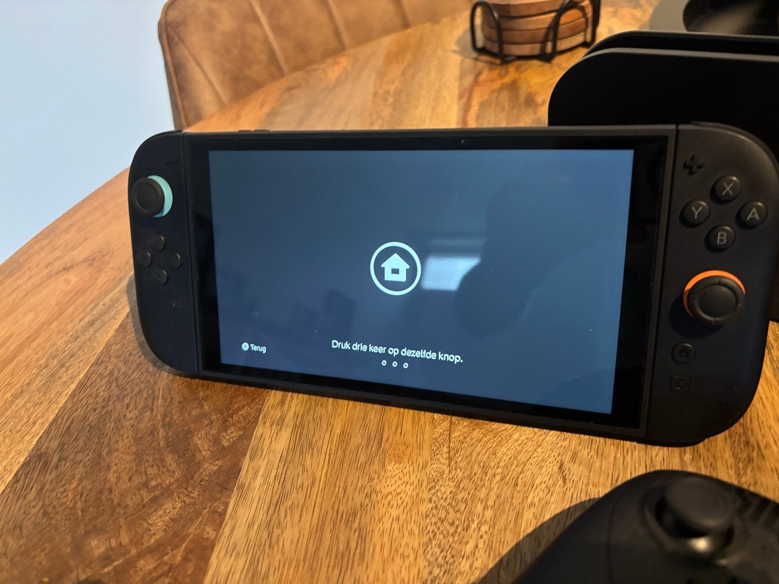 Nintendo Switch 2 Bundel met Pro Controller en 4 Games, Met games, Met 2 controllers, Ophalen of Verzenden, Zo goed als nieuw