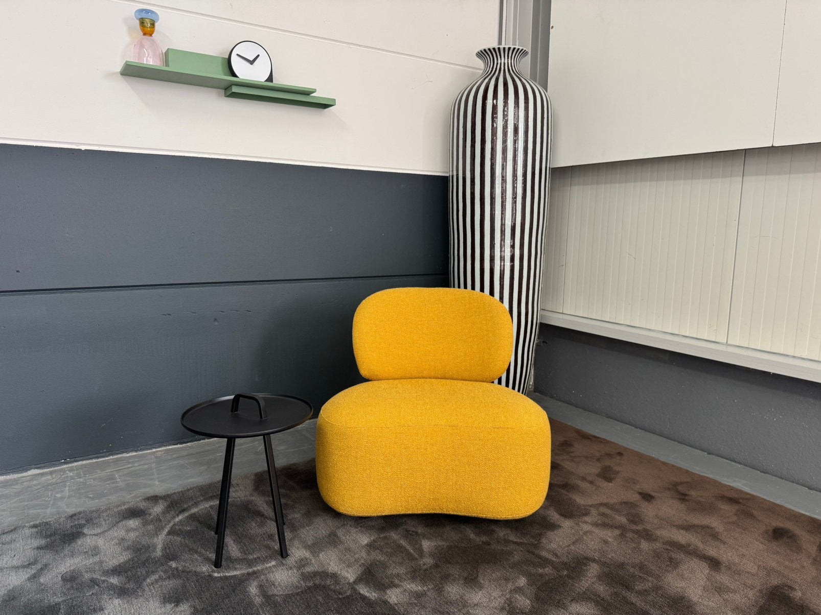 Nieuw Eyye Caaro fauteuil | Lana 930 Sunflower, Ophalen, Eyye, Design on Stock, Pode, Leolux, Artifort, Rolf Benz, Nieuw, 75 tot 100 cm