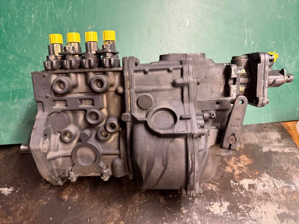 Bosch Brandstofpomp Mercedes 814D OM364LA Gebruikt, Auto-onderdelen, Ophalen of Verzenden, Gebruikt