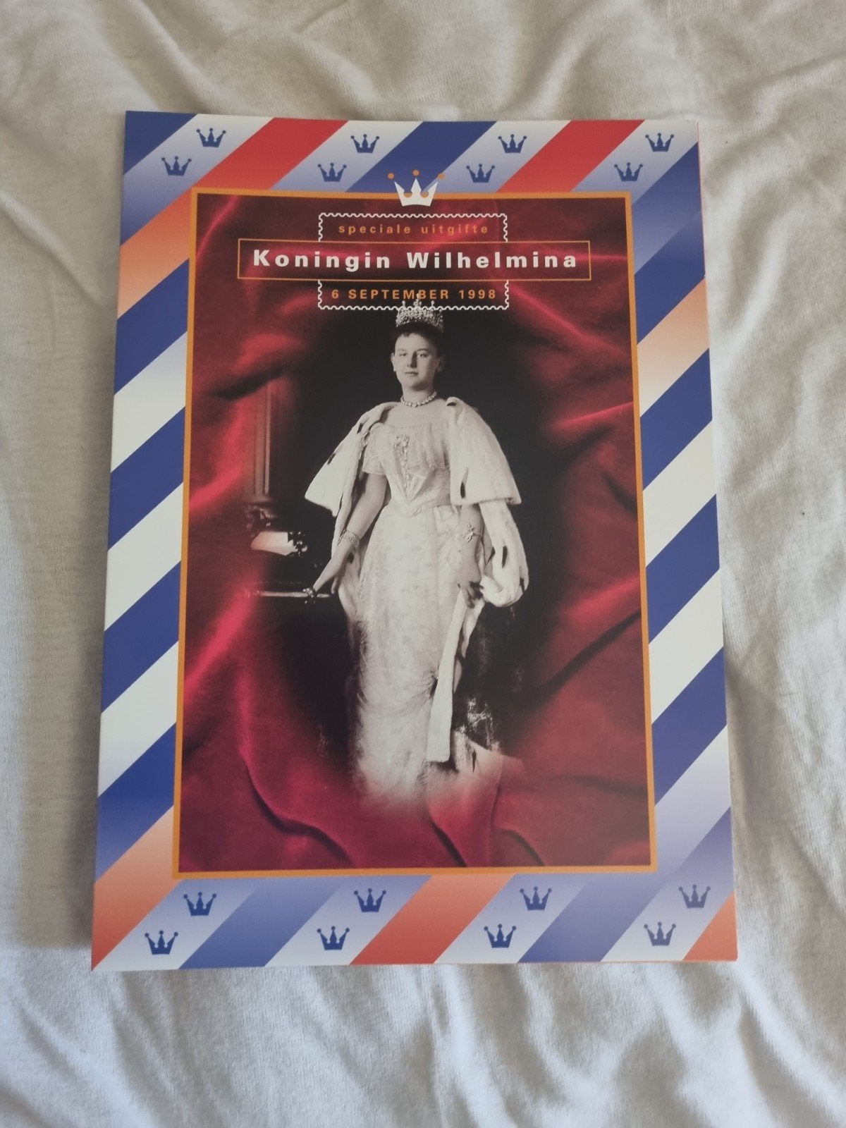 Speciale herinneringsmap H.M. Koningin Wilhelmina 1898-1998, Ophalen of Verzenden, Na 1940, Postfris