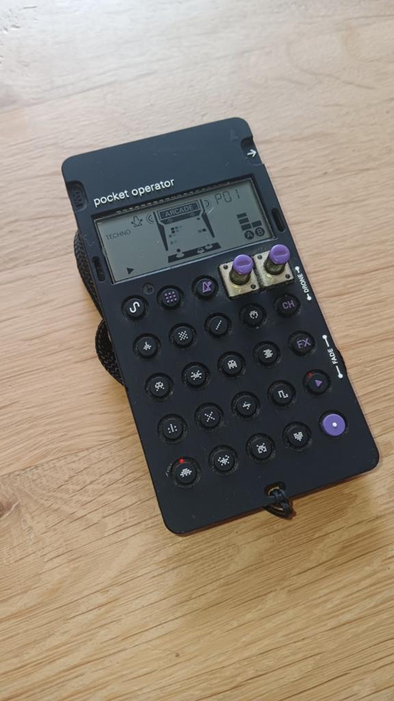 Teenage Engineering PO-20 Arcade + CA-X case, Overige merken, Gebruikt, Met koffer of flightcase, Overige aantallen