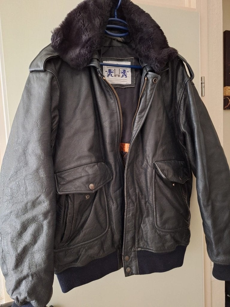 Leren heren jas aangeboden!, Kleding | Heren, Ophalen of Verzenden, Zo goed als nieuw, Maat 56/58 (XL), Zwart
