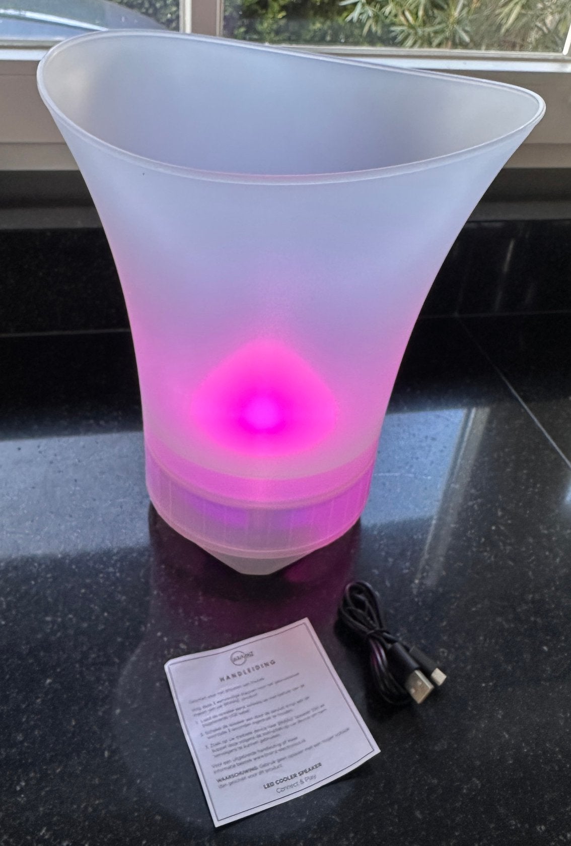 Nieuwe BRAINZ LED Speaker Koeler de Luxe - heel leuk!, Audio, Tv en Foto, Ophalen of Verzenden, Nieuw