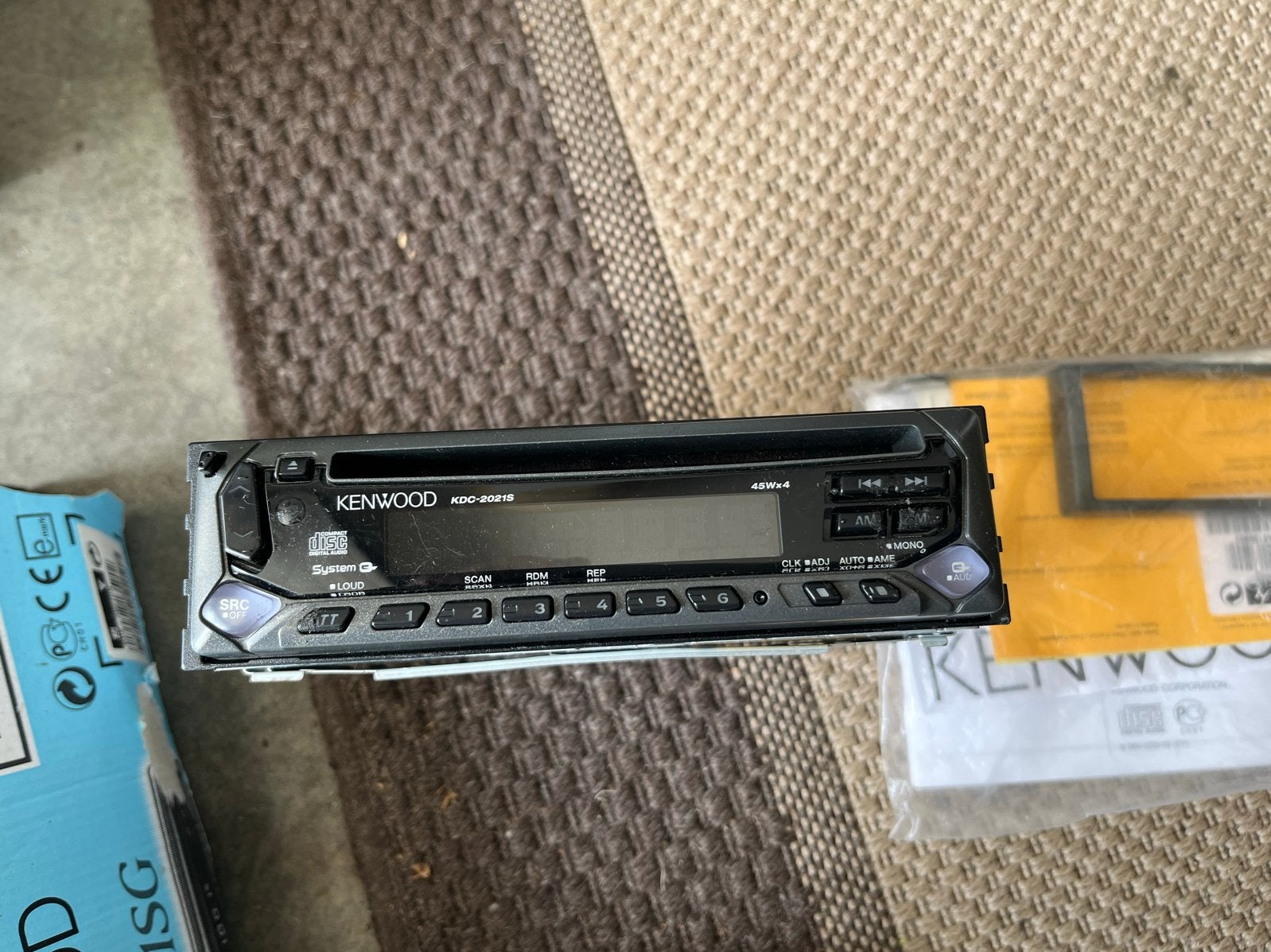 Kenwood KDC 2021SG autoradio, Ophalen, Gebruikt