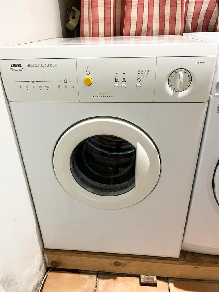 Zanussi TDE 4124 wasdroger – werkt perfect, Ophalen, 6 tot 8 kg, Luchtafvoer, Zo goed als nieuw