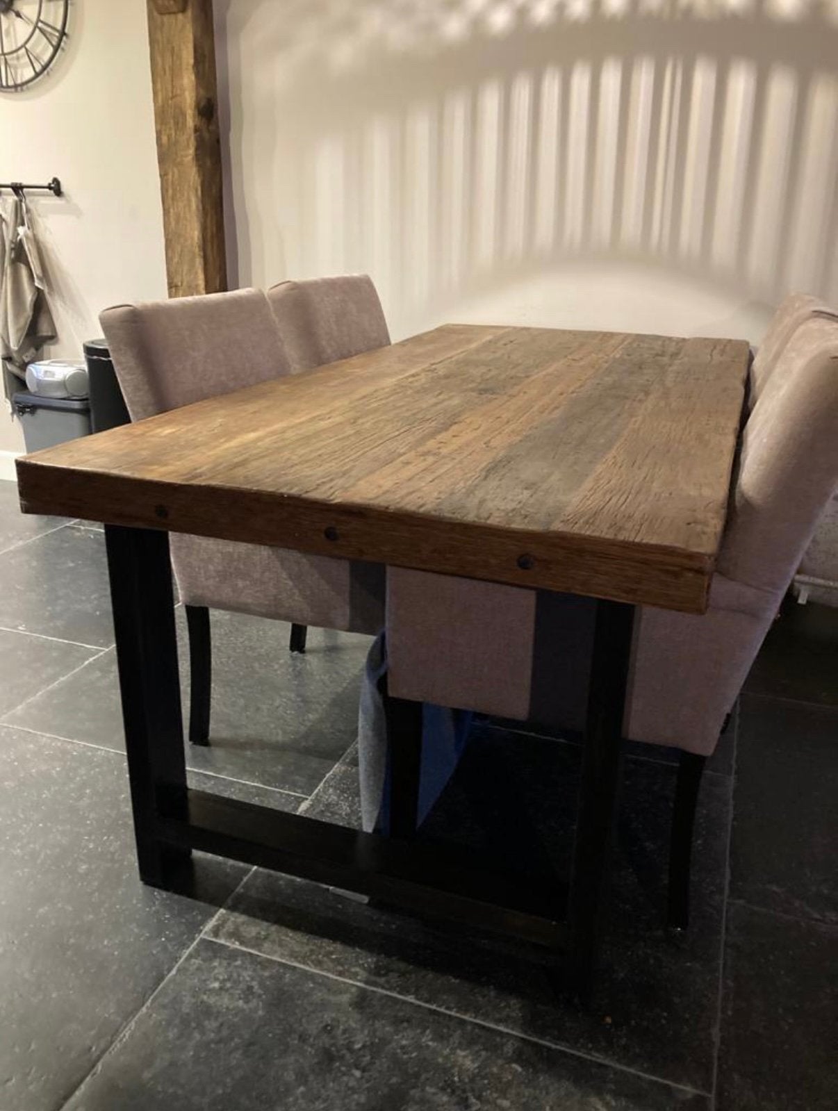Robuust teakhouten tafel, Ophalen, Zo goed als nieuw, 4 tot 6 stoelen