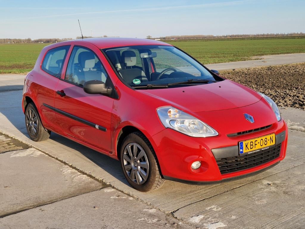 Renault Clio 1.2 Exeption van 2010 met nieuwe APK, Voorwielaandrijving, Stof, 4 cilinders, 1055 kg
