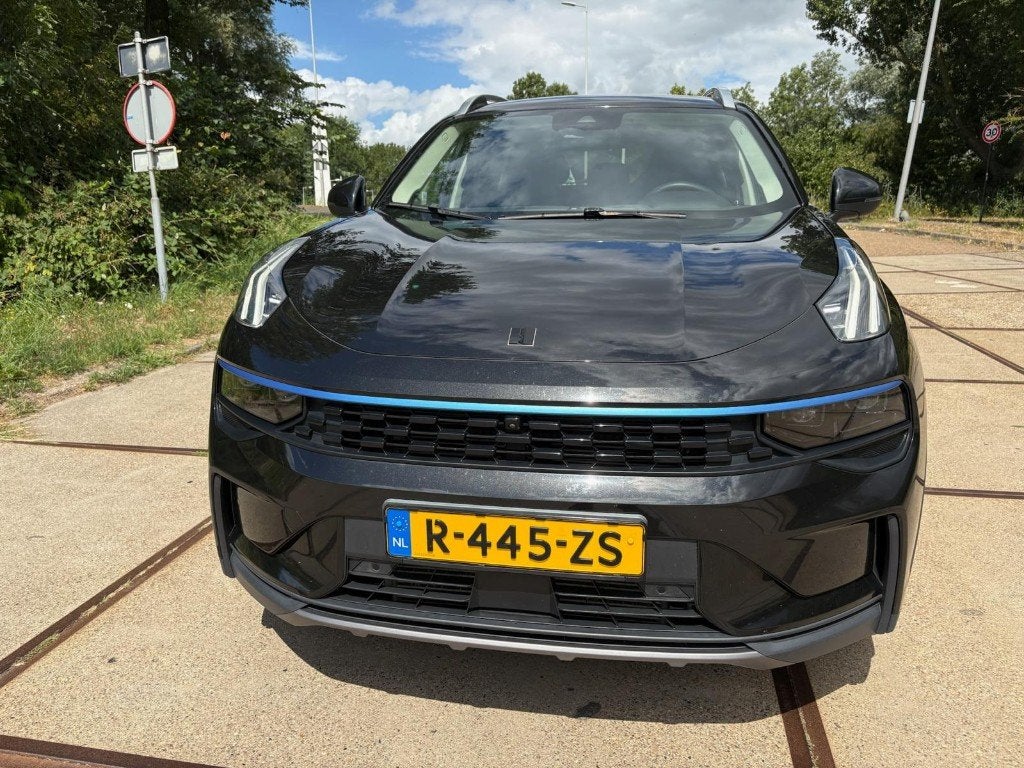 Lynk & Co 1.5TD 261pk Phev 7DCTH 2023 Zwart, 1800 kg, Zwart, 1854 kg, 3 cilinders