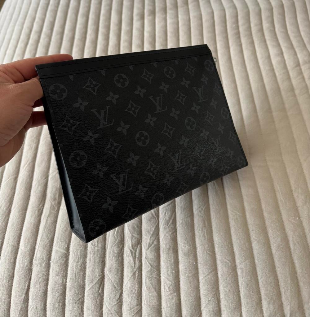 Louis Vuitton Clutch Zwart Monogram, Ophalen of Verzenden, Zo goed als nieuw