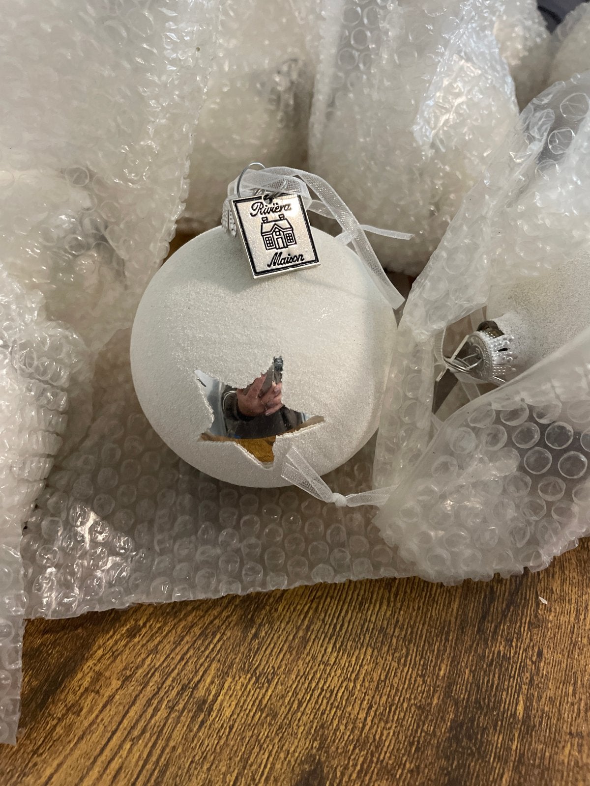 Wit met zilver kerstbal Riviera maison 18 stuks, Ophalen, Zo goed als nieuw