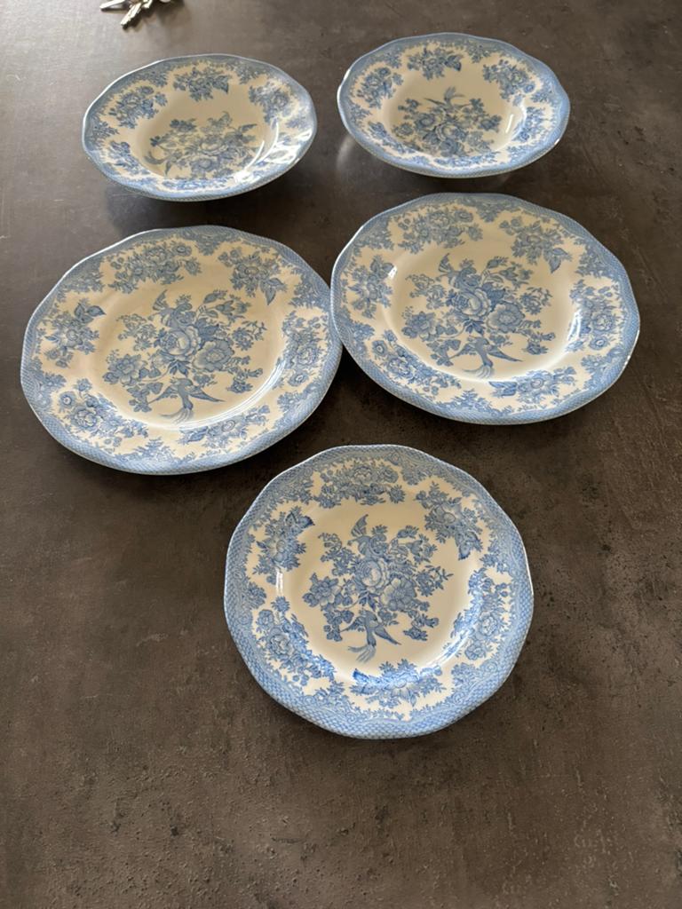 Unicorn Tableware Servies met Blauw Bloemenpatroon, Antiek en Kunst, Antiek | Porselein, Ophalen of Verzenden