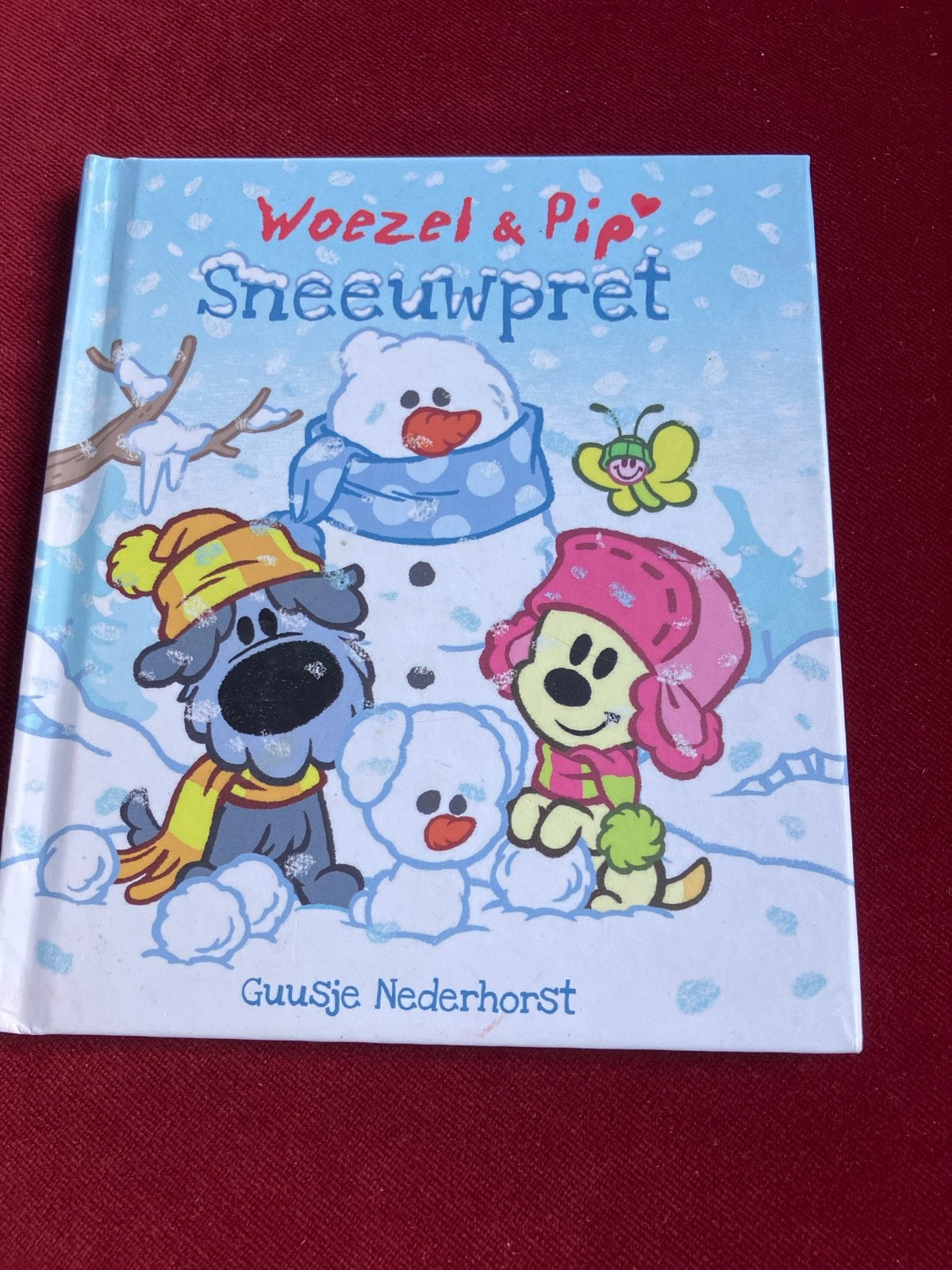 Woezel & Pip: Sneeuwpret - Guusje Nederhorst, Ophalen of Verzenden, Zo goed als nieuw, 2 tot 3 jaar