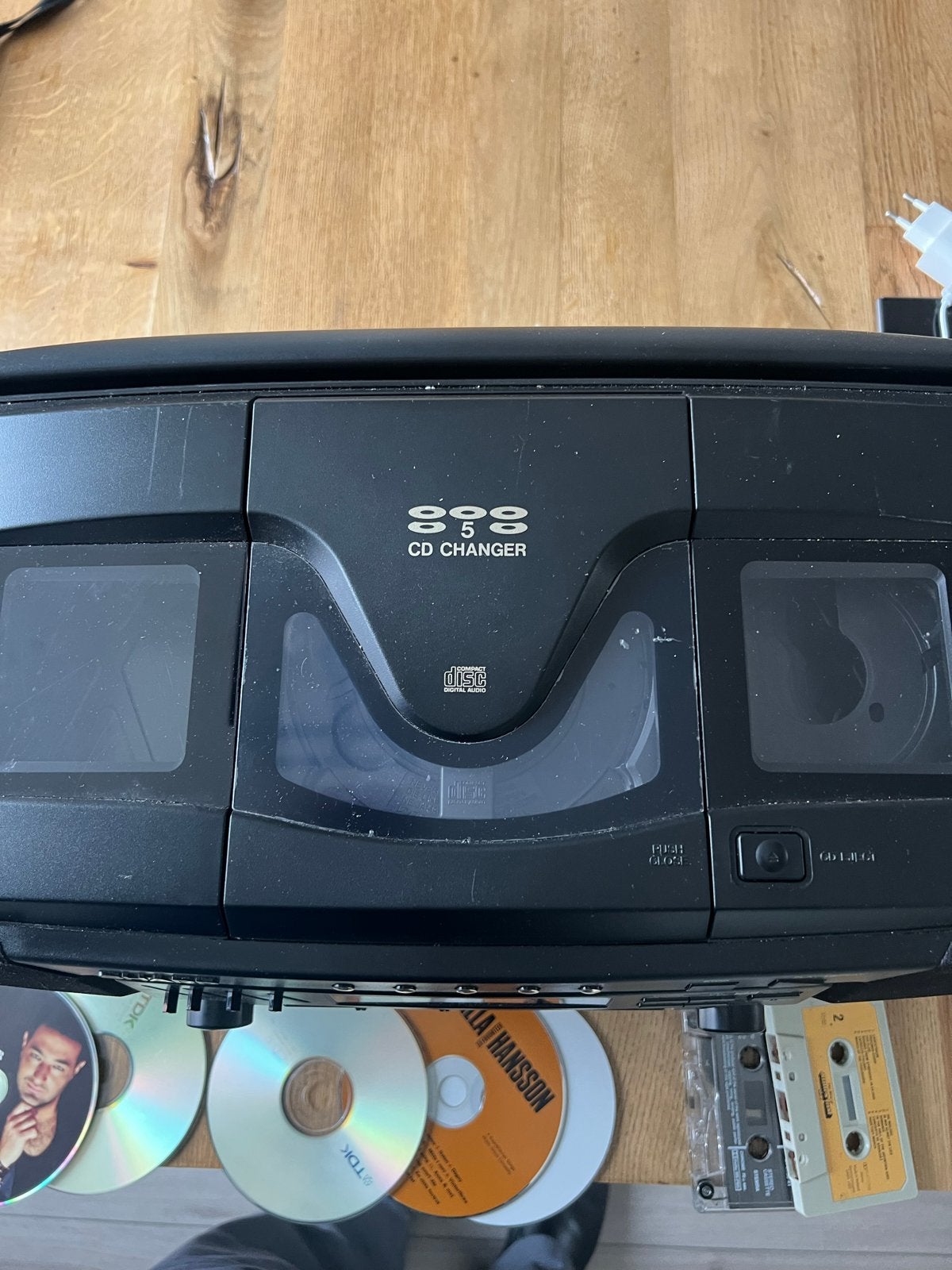 Sharp WQ-CH800H(GY) Boombox met CD-wisselaar en radio, Ophalen of Verzenden, Gebruikt, Overige merken, Met radio
