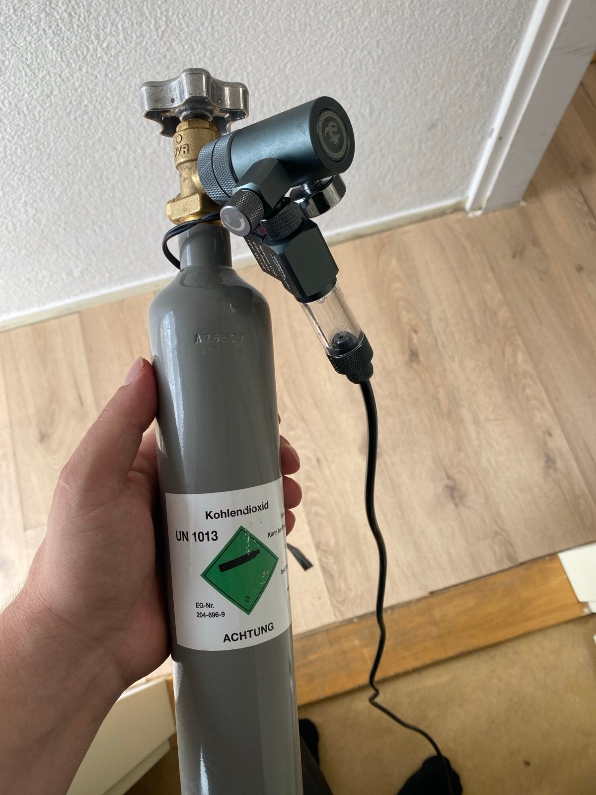 Co2 fles met chihiros regulator, Chihiros, Gebruikt, Chihiros, Ophalen of Verzenden