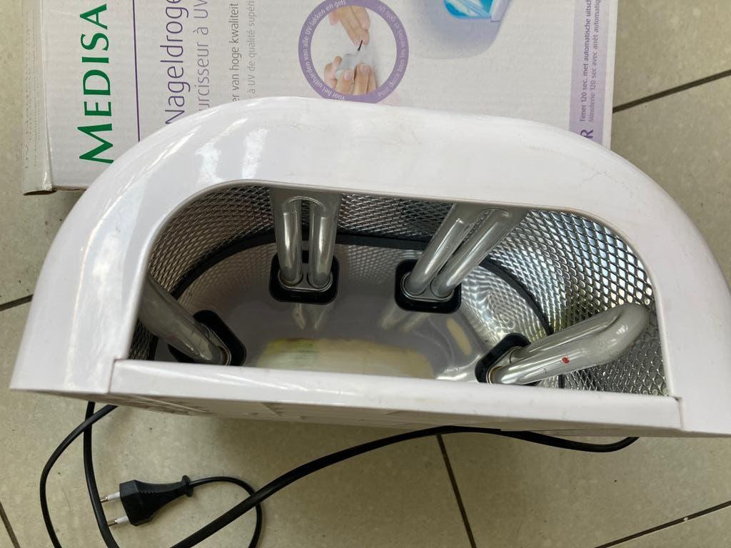 NAGEL DROGER en voetbad, Ophalen, Zo goed als nieuw, Haarverzorging