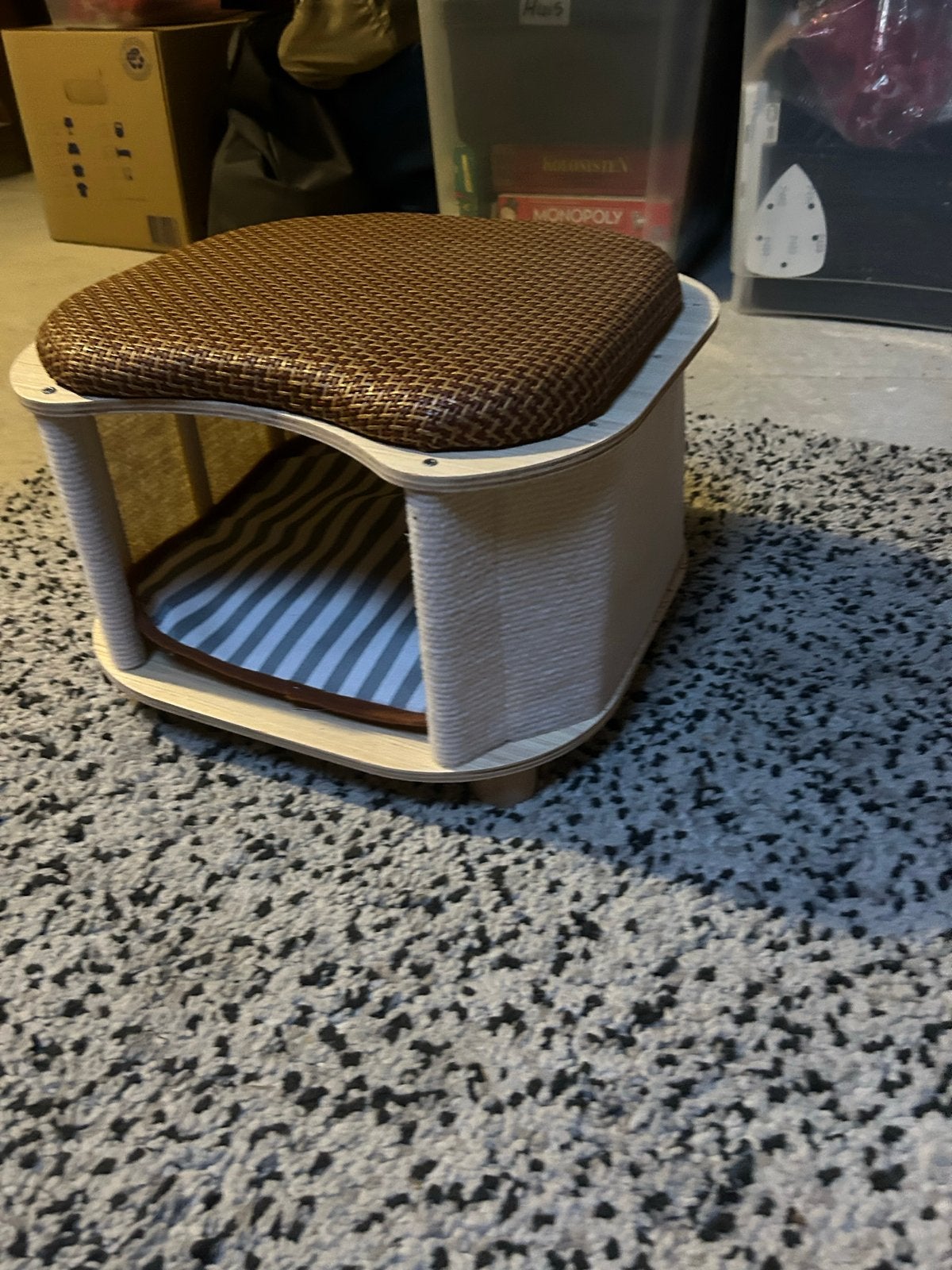 Kattenhuisje, Ophalen, Nieuw