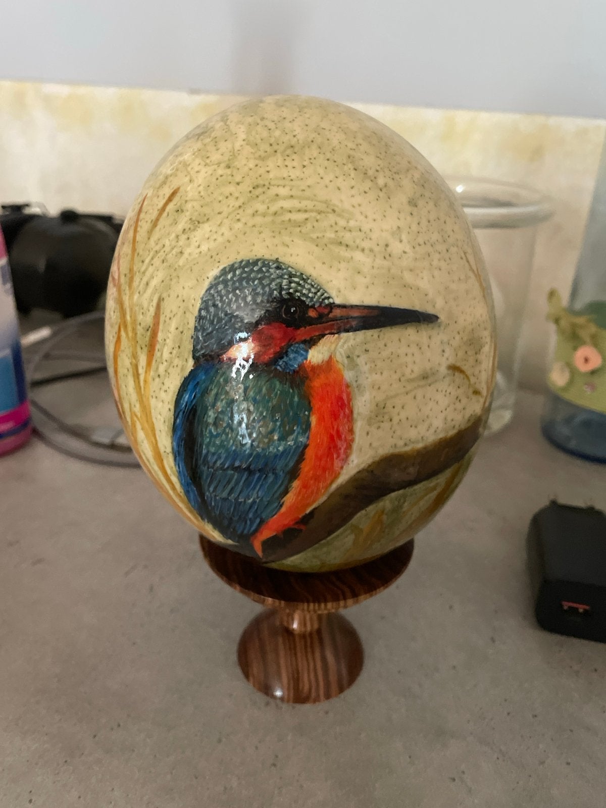 Handgeschilderd struisvogelei met ijsvogel, Verzamelen, Dierenverzamelingen, Ophalen, Zo goed als nieuw, Vogel, Overige typen