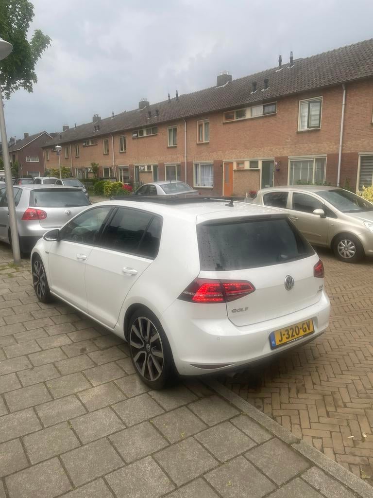 Volkswagen Golf 1.4 TSI special edition bomvol opties 5D DSG, Voorwielaandrijving, 125 pk, 1147 kg, 4 cilinders