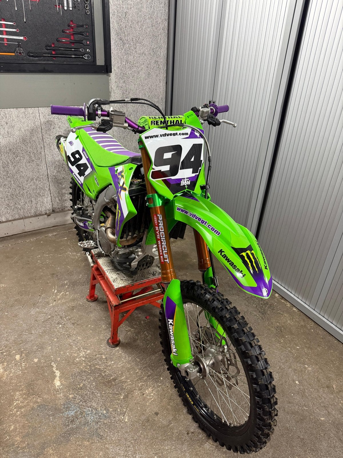 Kawasaki Crossmotor KX250F - 2022 met 2025 look, Motoren, Sportuitlaat, Motorrijbewijs A, Gebruikt, Particulier