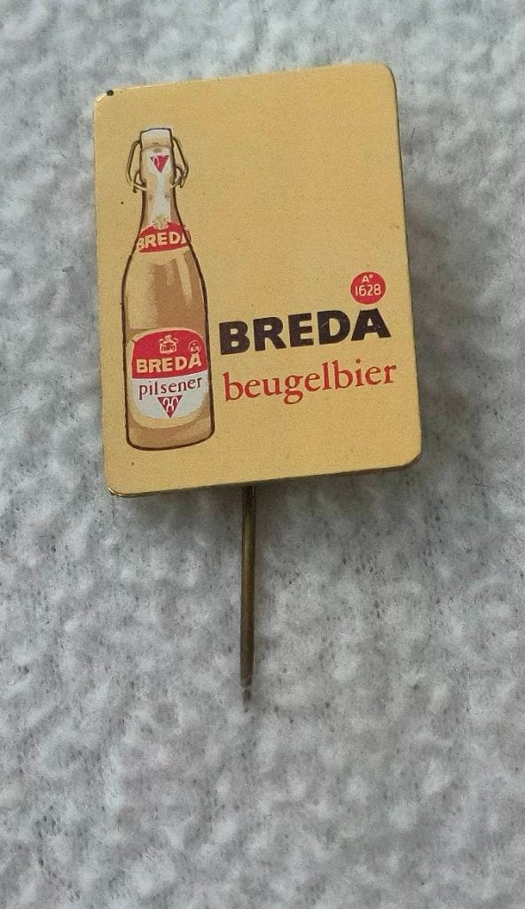 Speldje Breda beugelbier, Ophalen of Verzenden, Zo goed als nieuw, Merk, Speldje of Pin