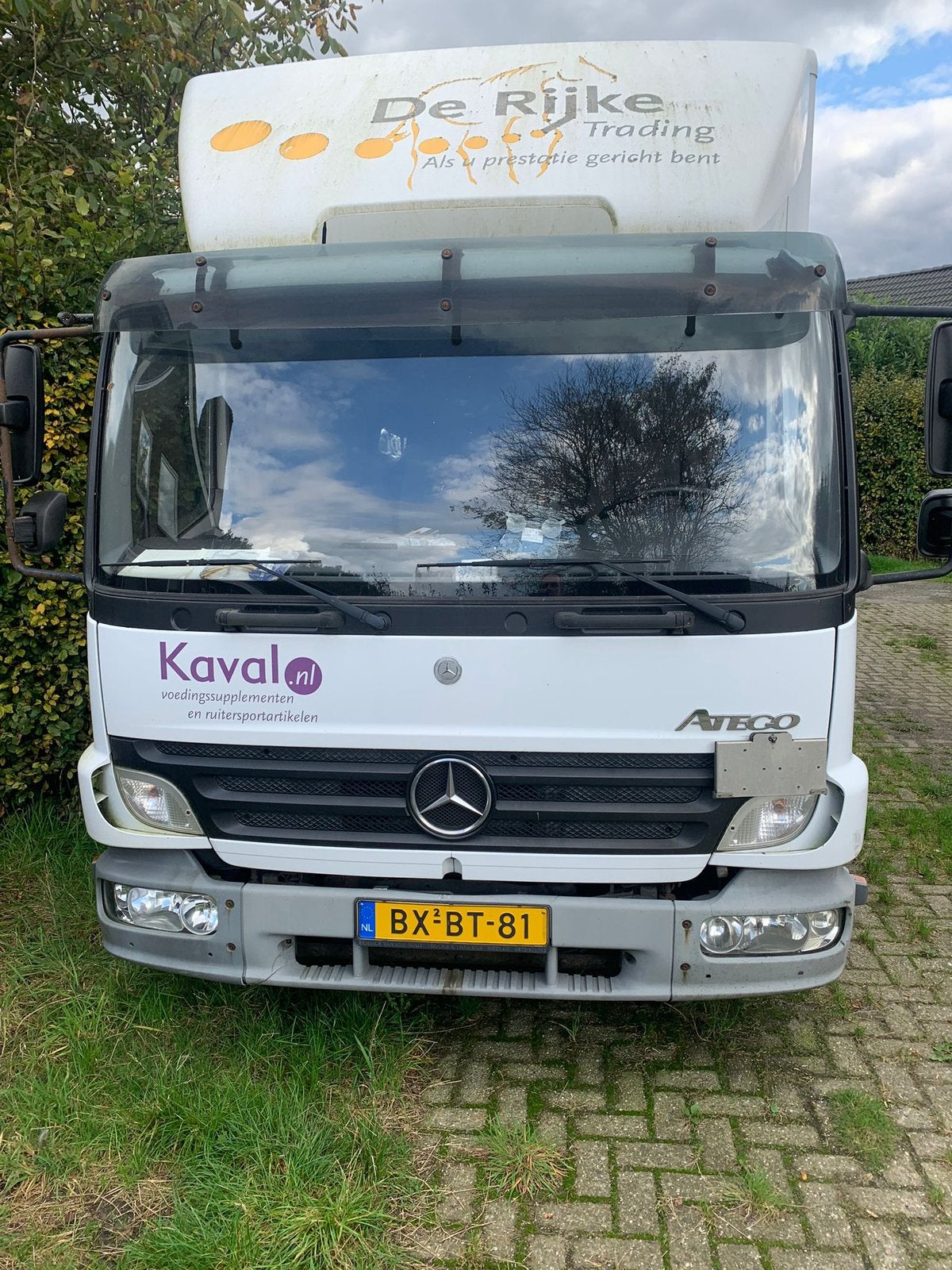 Mercedes artego 816 2007 laadklep 7.5 ton, Zwart, Wit, Mercedes-Benz, Bedrijf