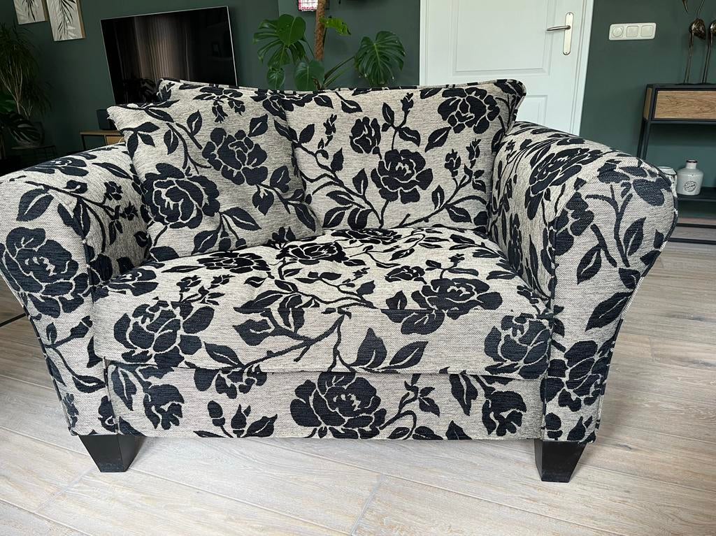 Leuke Loveseat, Huis en Inrichting, Ophalen, Zo goed als nieuw