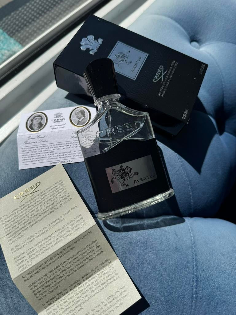 Creed Aventus Original (Met factuur), Verzamelen, Parfumverzamelingen, Ophalen of Verzenden, Zo goed als nieuw, Parfumfles