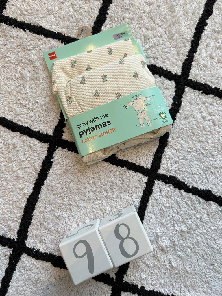 Nieuw creme groen eendjes meegroei pyjama Hema 92 98 104, Kinderen en Baby's, Kinderkleding | Maat 92, Nacht- of Onderkleding